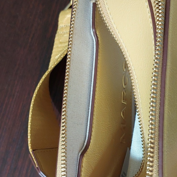 Marcs Budapest Zip around handbag - Picture 7 of 7